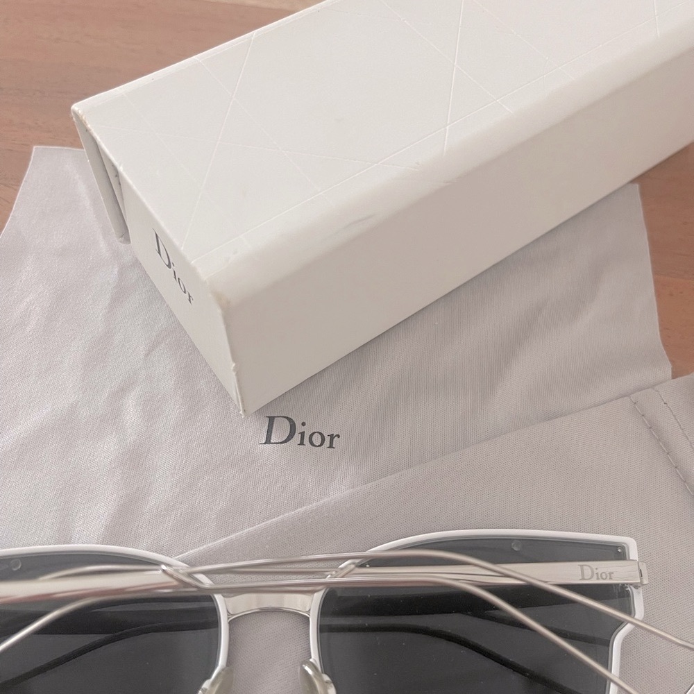 DiorSculpt mirrored Sunglasses - Picture 9 of 12